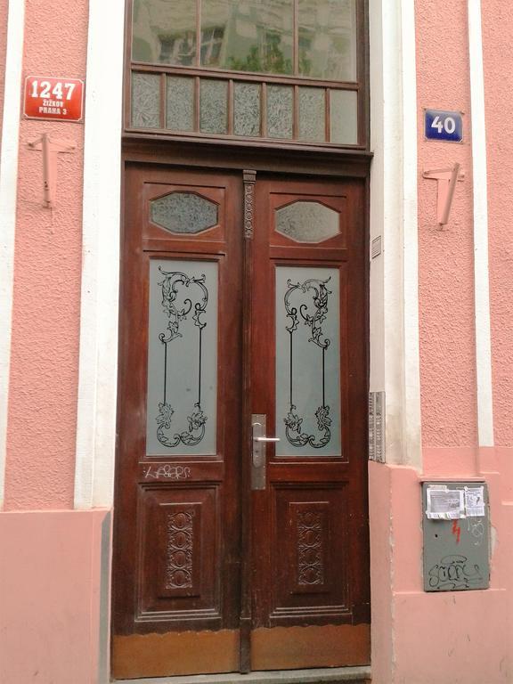 Apartment Sense Of Zizkov Прага Екстер'єр фото